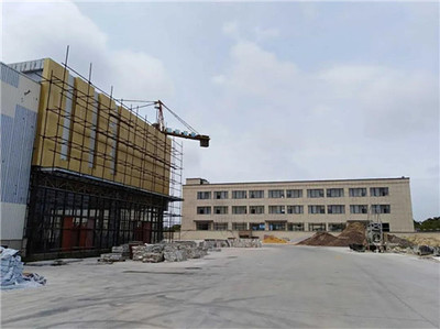 隆力奇尼日利亞工廠即將建成，預(yù)計(jì)明年2月投產(chǎn)，助力中非貿(mào)易發(fā)展